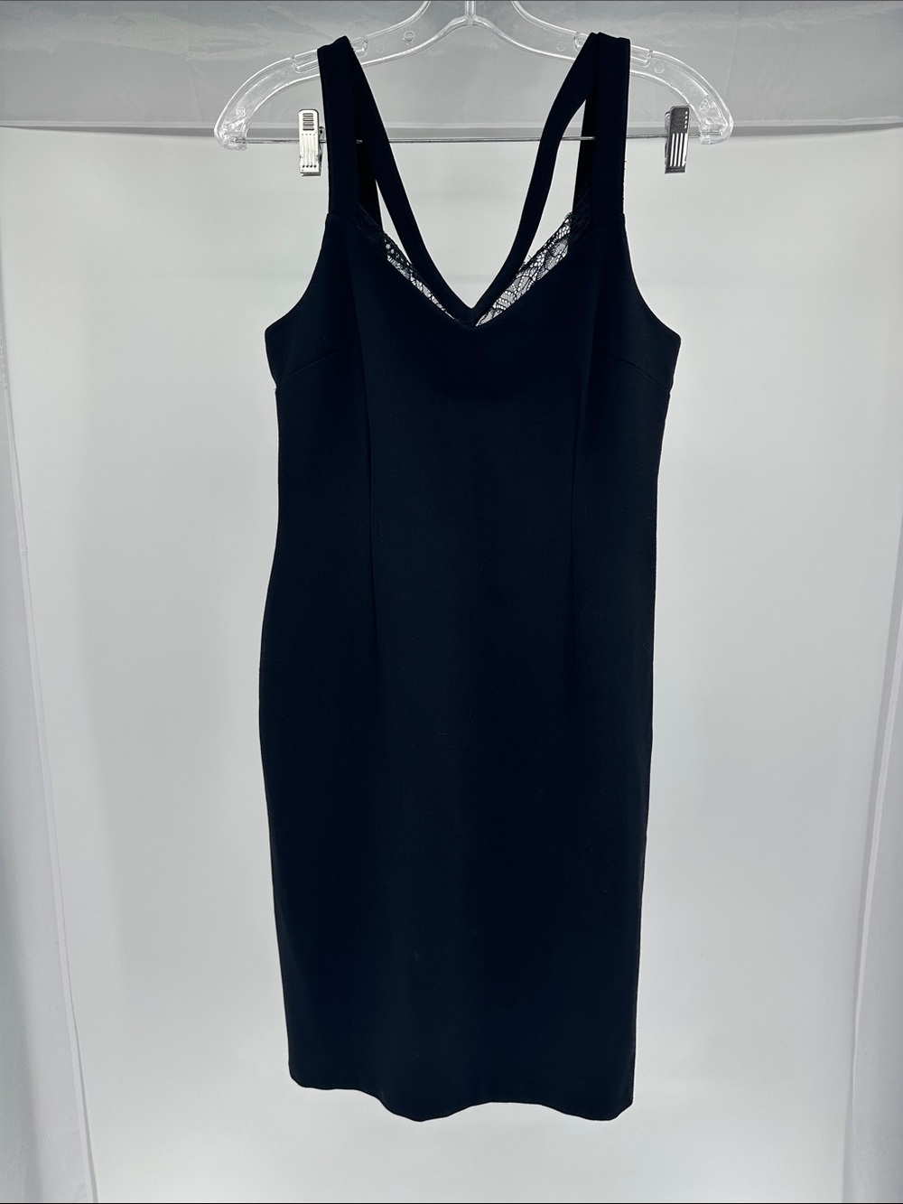 BOLD elements Black Lace-Trim V-Neck Midi Dress